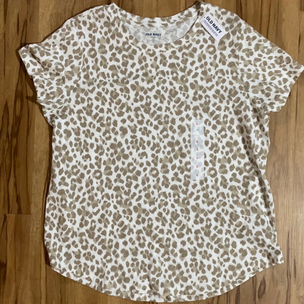 COPY - Old navy leopard print t shirt